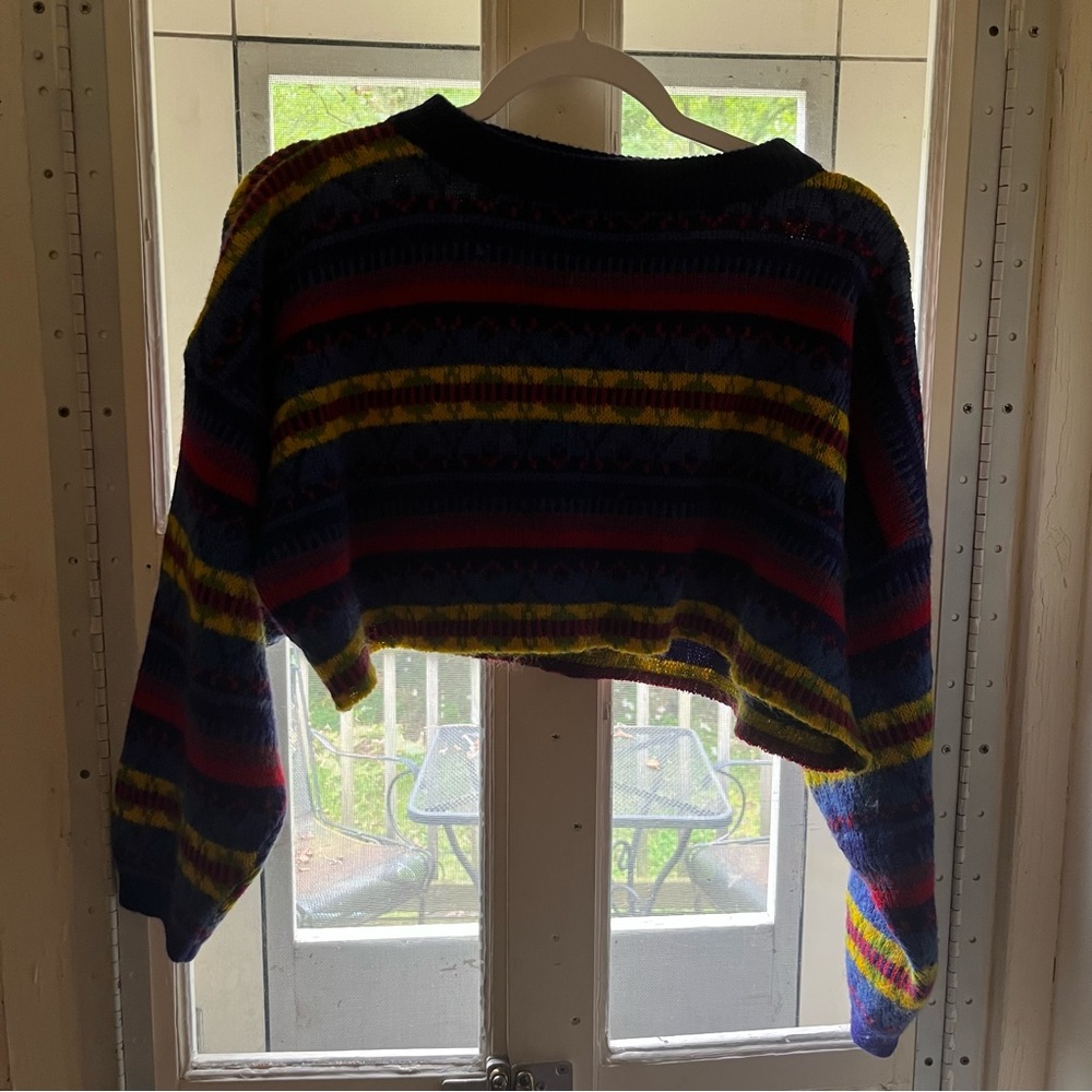 Cropped fuzzy striped sweater never worn - Picture 2 of 2